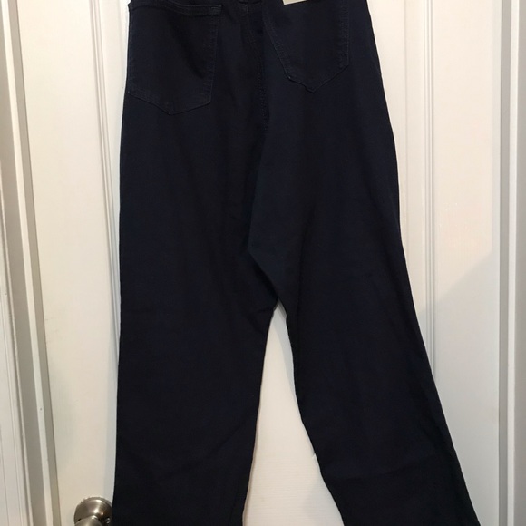 NWT. Aglow Maternity bootcut denim Size 18 Full coverage belly band - Picture 4 of 8